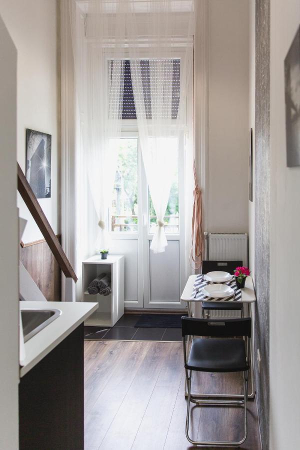 Charming Budget Lofts In The City Centre Budapeste Exterior foto